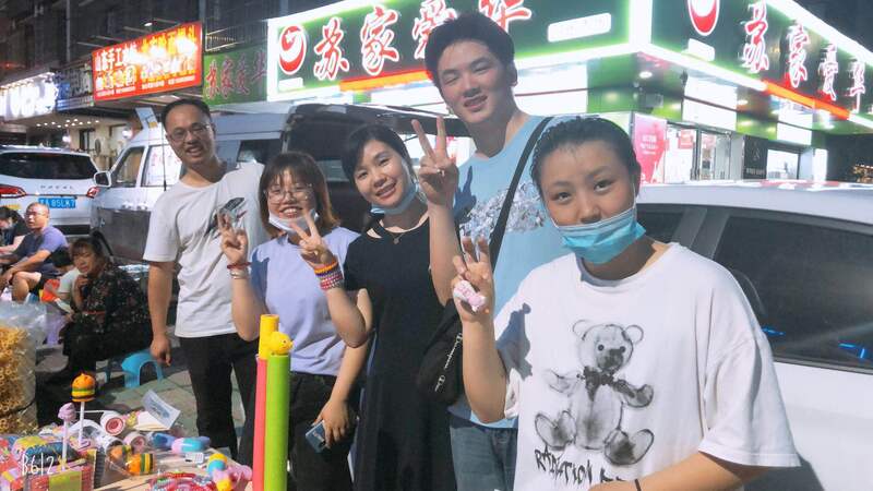 優(yōu)勝業(yè)務二部義烏辦的擺攤之行