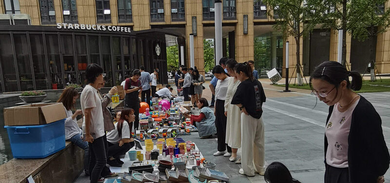 優景業務開發部&玩具部擺攤清庫存啦