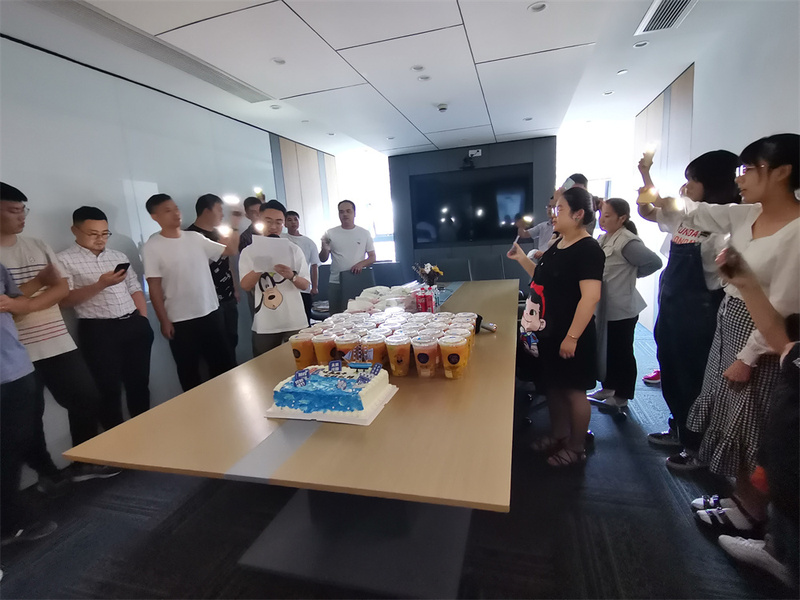 陣陣暖心，優訊四部為同事履新舉行歡送會